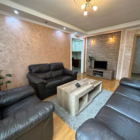 Nikki'S Apartment Подгорица Екстериор снимка